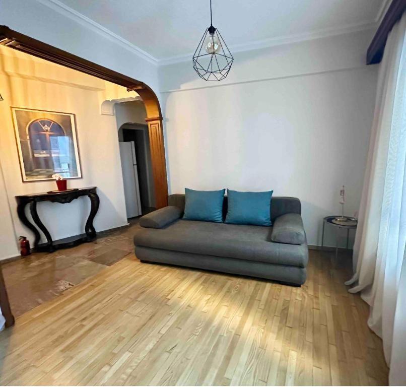 Central House In Plaka 아테네 외부 사진